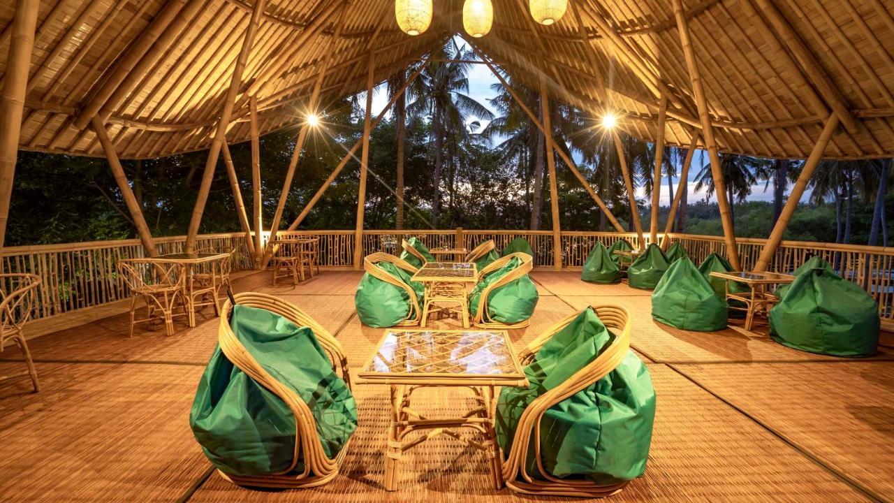 Pravasa Gili Resort By Kajane Гили Мено Екстериор снимка